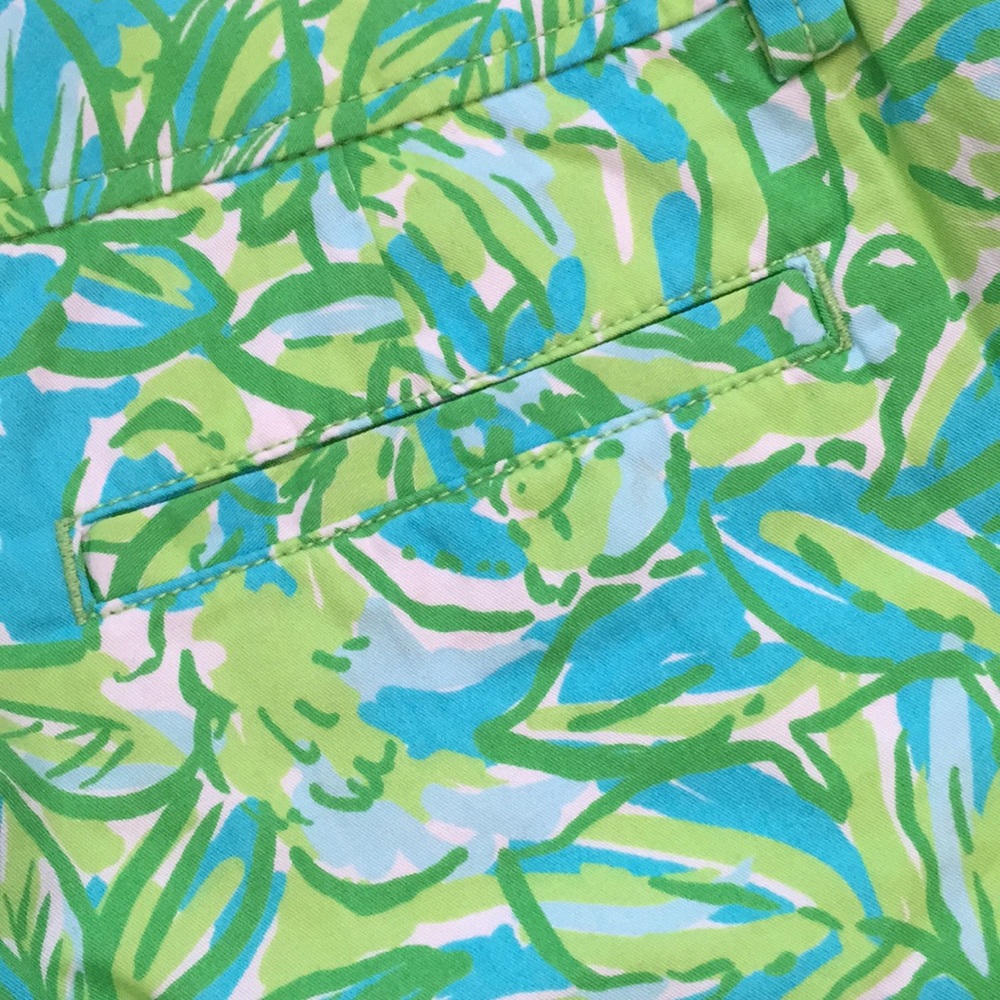 Lilly Pulitzer - The Walsh Short View 5